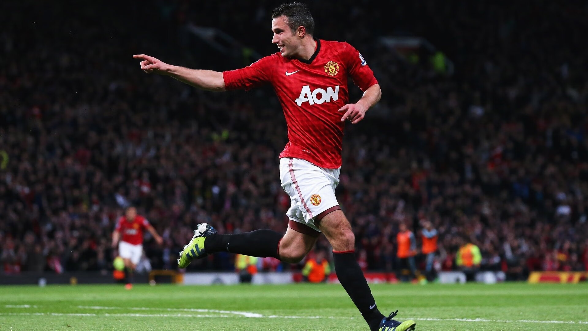 开云体育平台APP-绿茵场与球桌的隔空致敬，英格兰队完胜日本队，马龙高光表现下的体育精神共鸣